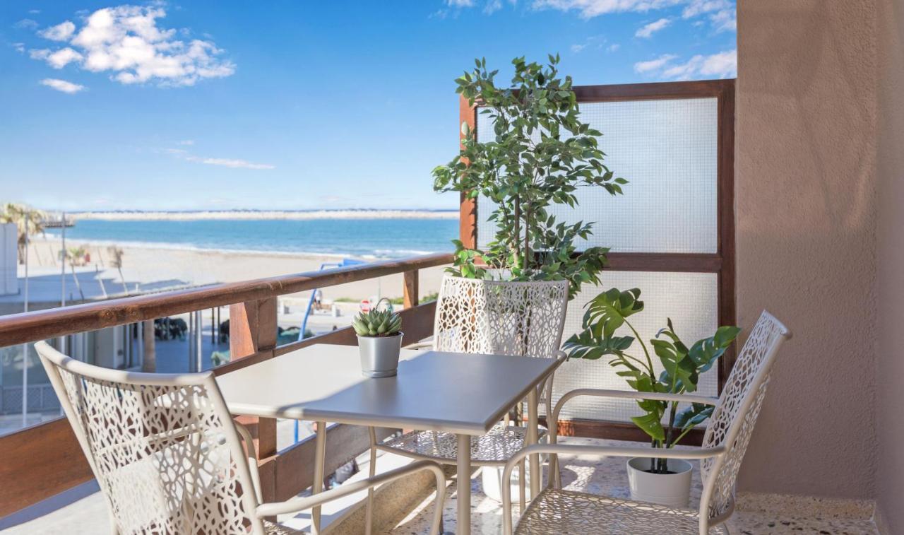 Effie'S Cozy Beach Front Apartment Rethymno Exterior foto